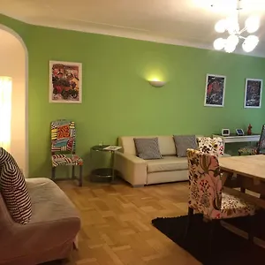 The Barts Center - Self Check-in Vienne